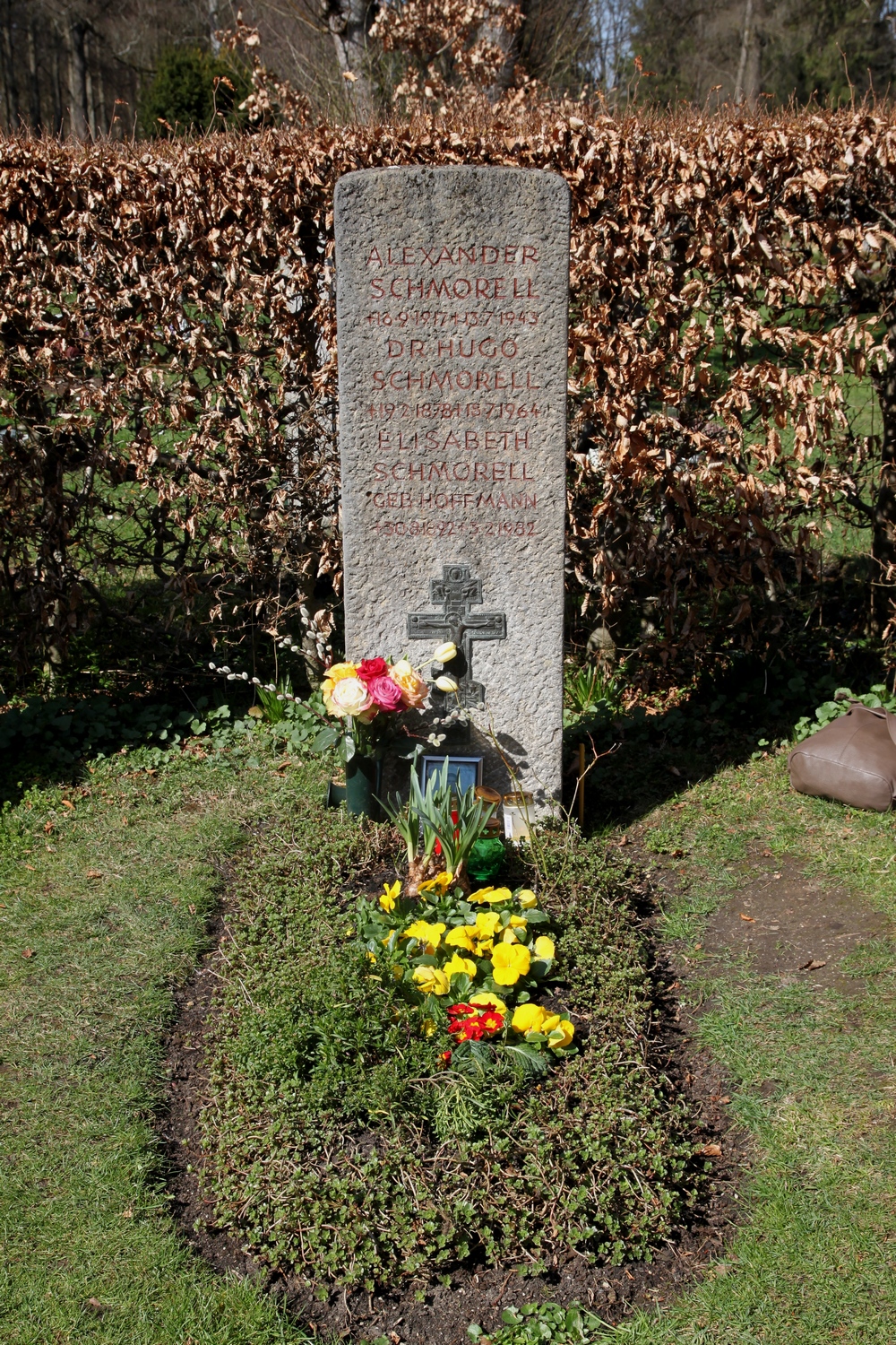 Могила Александра Шмореля в Мюнхене