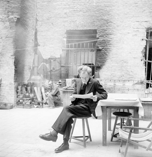 Vie quotidienne a Berlin en juillet 1945.