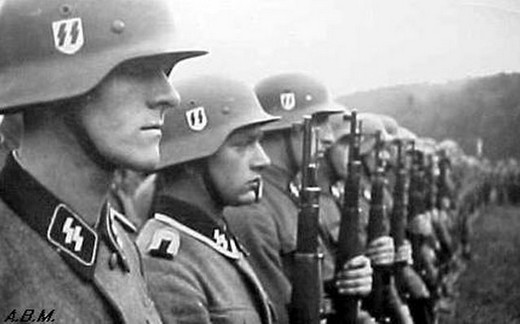 ss-soldiers