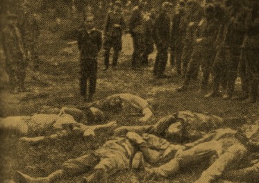 Украина 5 июля 1941 г. Мальчик, сенью которого расстреляли, был фит: выстрелом, в затылок стоящим сзади него фашистским офицером