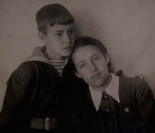 Инга с братом Игорем