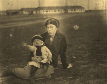 Ольга Андреевна Аристова с дочерью Лорой