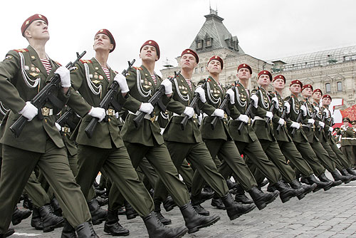 9 мая 2007г. Москва. Красная площадь. Военный парад.