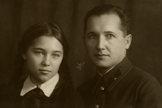 Терская с отцом. Фото сделано 8 января 1939 г.