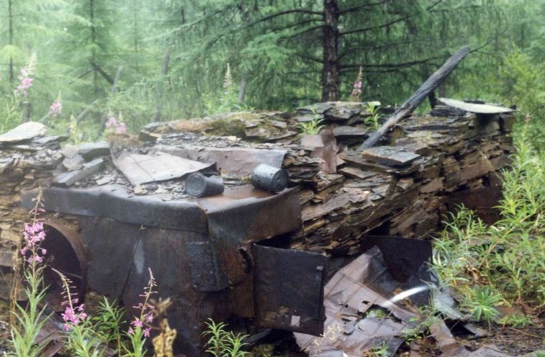 На территории лагеря на Алдане