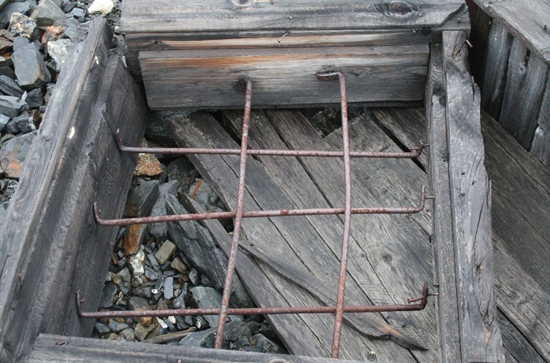 Окно барака