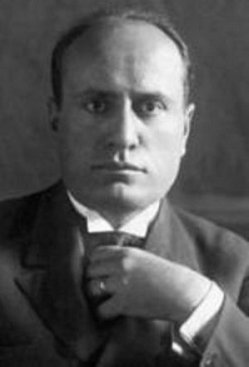 Бенито Амилькаре Андре́а Муссолини (1883 - 1945 гг)