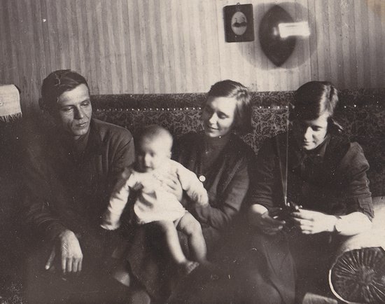 Семья Груздевых, 1948 год.