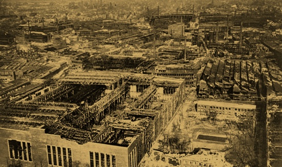 Разрушенные заводы Круппа. Эссен.