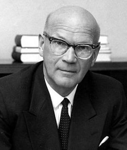 Урхо Калева Кекконен (1900-1986 гг.)