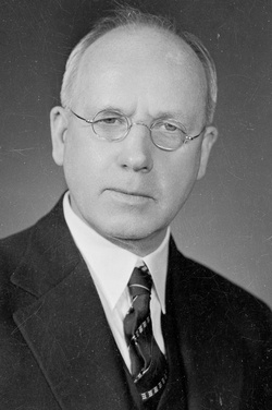 Премьер-министр Новой Зеландии Питер Фрейзер