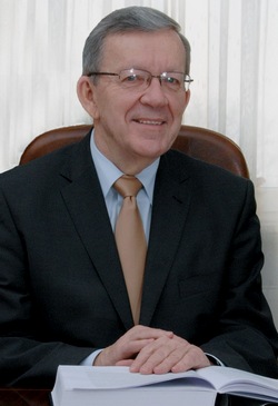 Адам Вольдемар Косеский, ректор Гуманитарной Академии им. А. Шейшера, доктор истор. наук, профессор