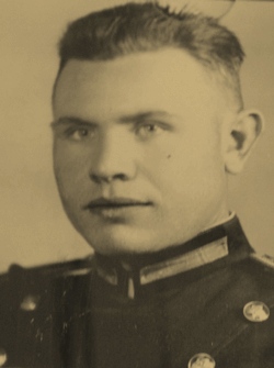 Александр Юлин