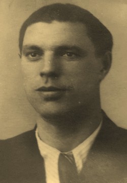 Юрий Павлович Цуркан. Фотография через год после плена.