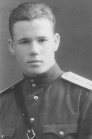 Бронислав Брониславович Левандовский. Послевоенная фотография.