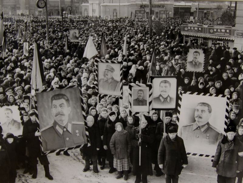 Траурный митинг в Воронеже, посвященный памяти И.В. Сталина, 1953 г.