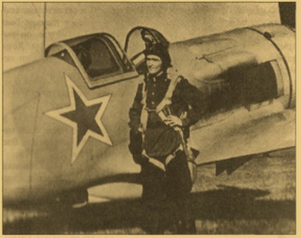 Сергей Крамаренко у своего "Лавочника"